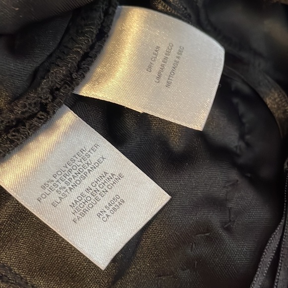 Evan Piccone black cocktail dress.size 4 worn once. Freshly dry cleaned. - Picture 9 of 9